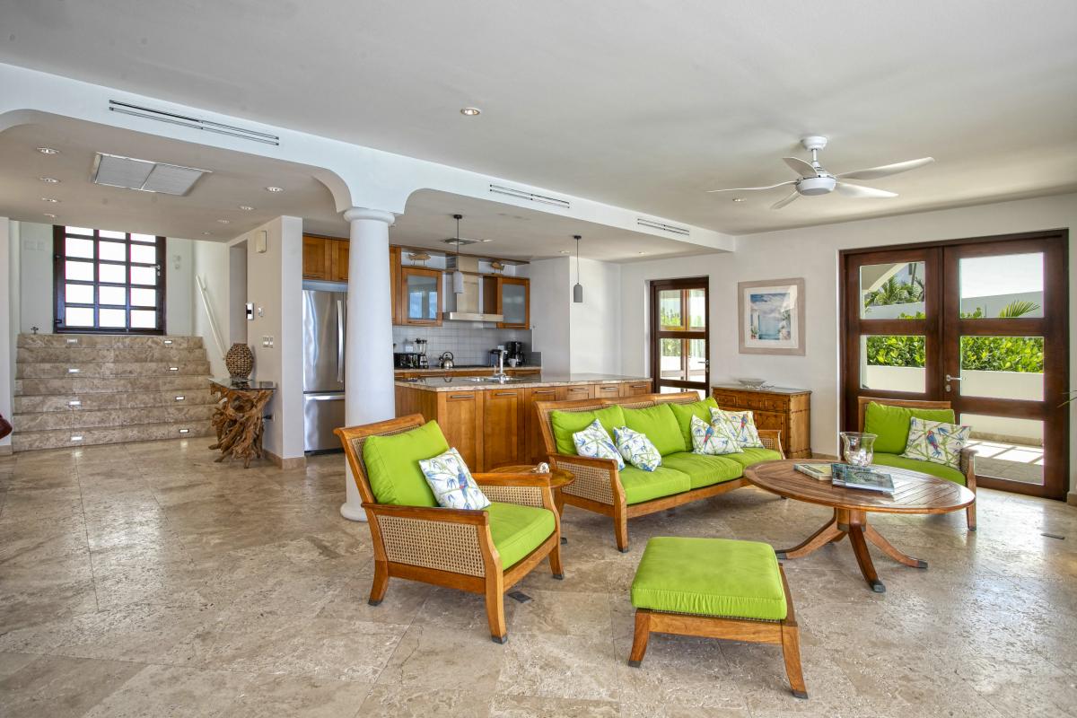 21_EtoiledeMer-IndoorLiving_ villa 4 chambres piscine vue mer Cupecoy Saint Martin